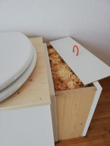 Toilette sèche d’intérieur en bois belgique